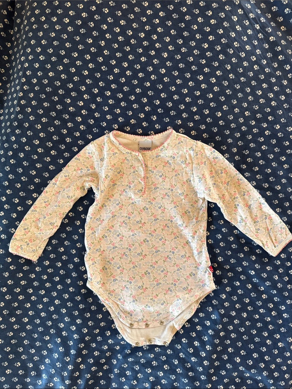 Vintage 2000s OshKosh B'gosh Floral Long-Sleeve Baby One-Piece